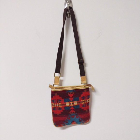 Pendleton Red and Blue Crossbody Bag - Picture 4 of 8